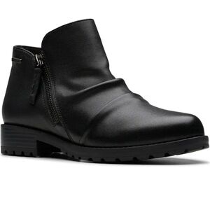 Clarks Nissini Waterproof Leather Ruched Ankle Booties Black Size 10